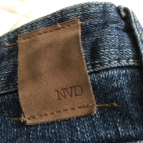 Nevada size 36W jeans with bling on back pockets. Vintage straight leg jeans - Picture 8 of 9